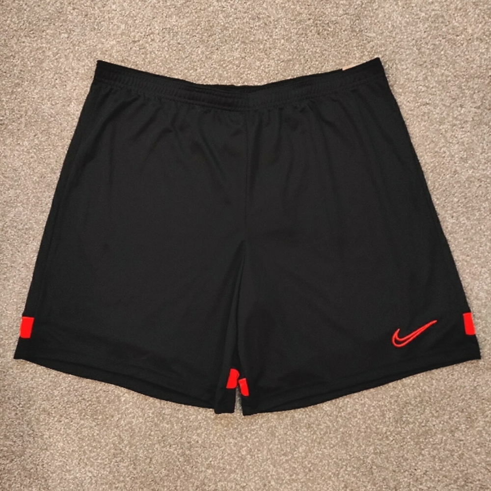 NWT Sz XL Nike Dri-Fit Standard Fit Black Athletic Shorts